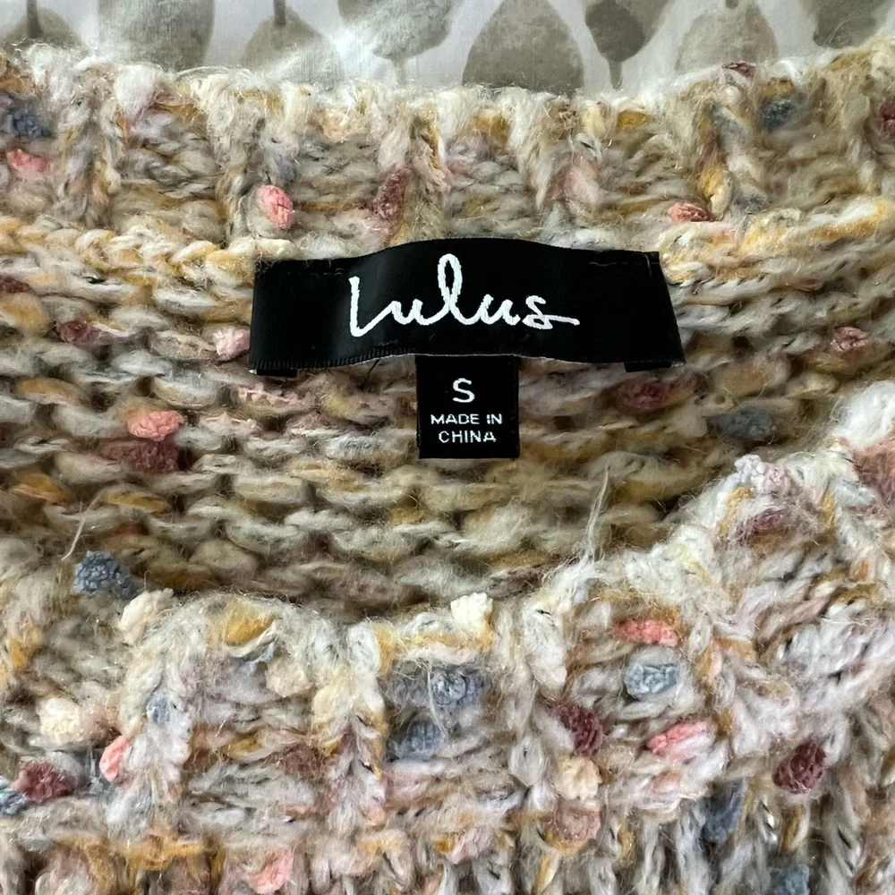 Lulus Sweater - Picture 4 of 4